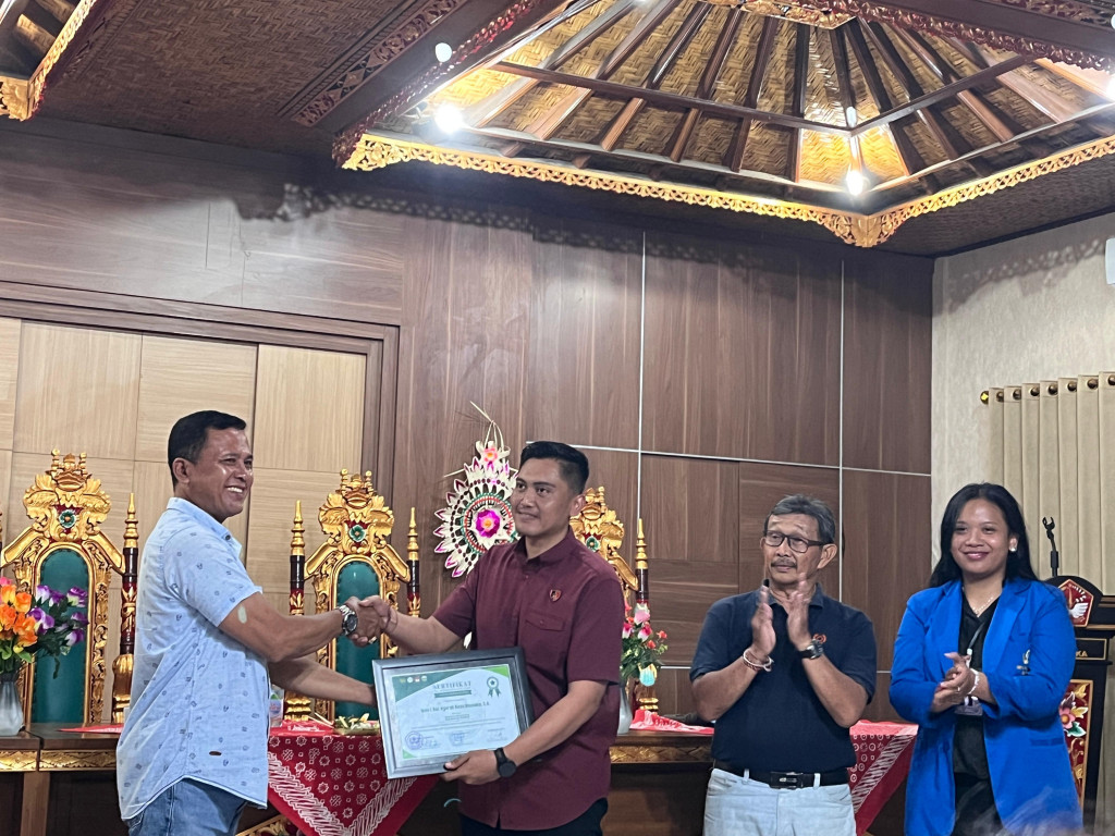 Sosialisasi “Bahaya Judi” KKN-PMM Universitas Warmadewa